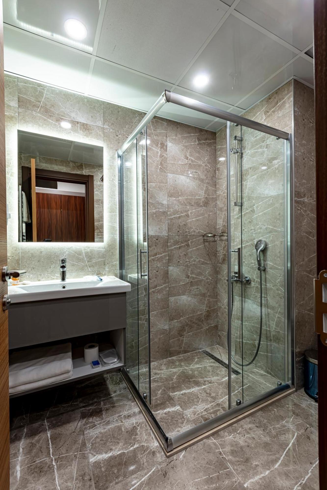 Grand Hamit By Karadayi Airport Hotel Arnavutkoy Exterior photo